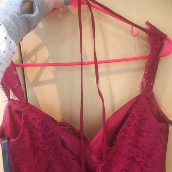 Full length gown in cranberry red, lace bodice! - Picture 4 of 6